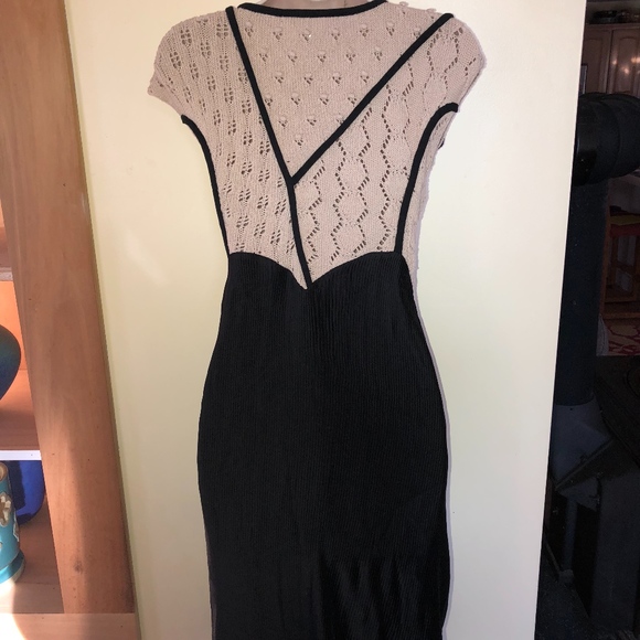 KNITTED & KNOTTED unusual cute layered look dress - Picture 5 of 8